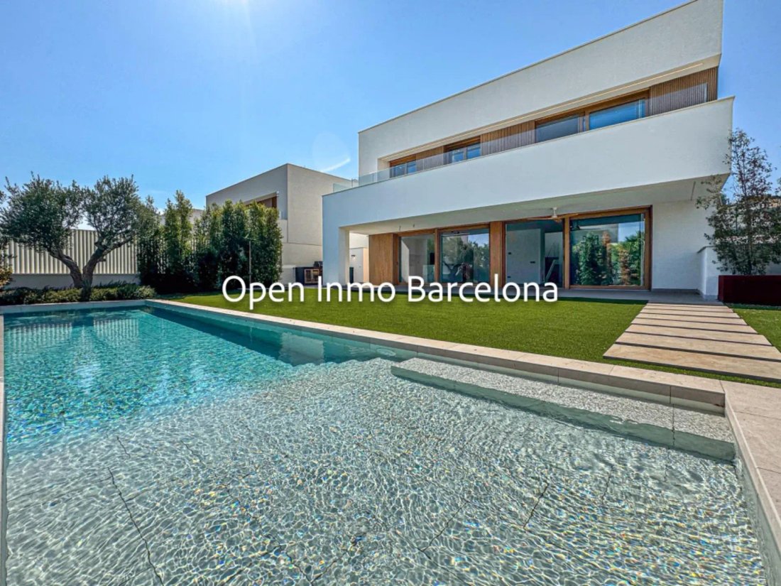 Villa in Sitges, Catalonia, Spain 3 - 18570670