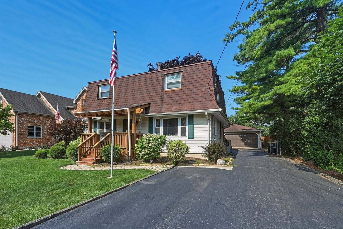 House in Willowbrook, Illinois, United States 2 - 18567170