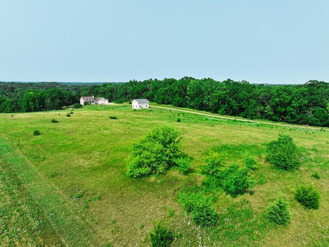 House in Mount Horeb, Wisconsin, United States 5 - 17787668