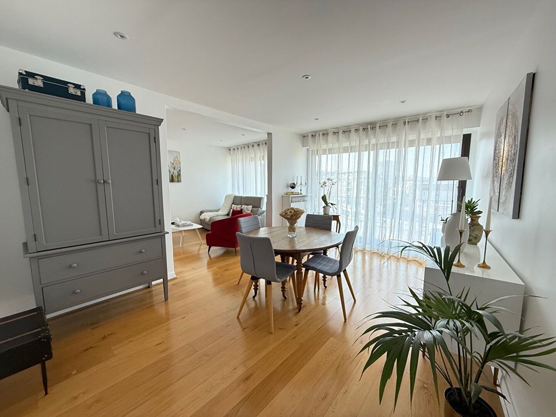 Apartment in Centre Ville-Sarments, Châtillon, France 1 - 18570820