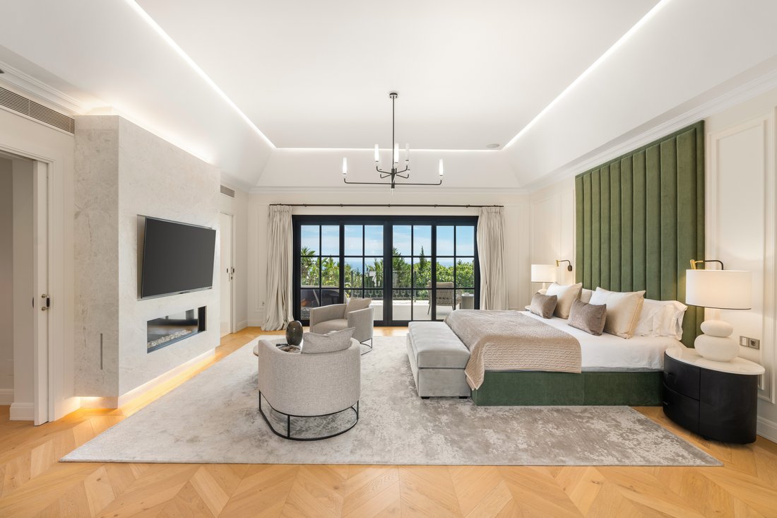 Villa in Sierra Blanca, Marbella, Spain 3 - 18571070