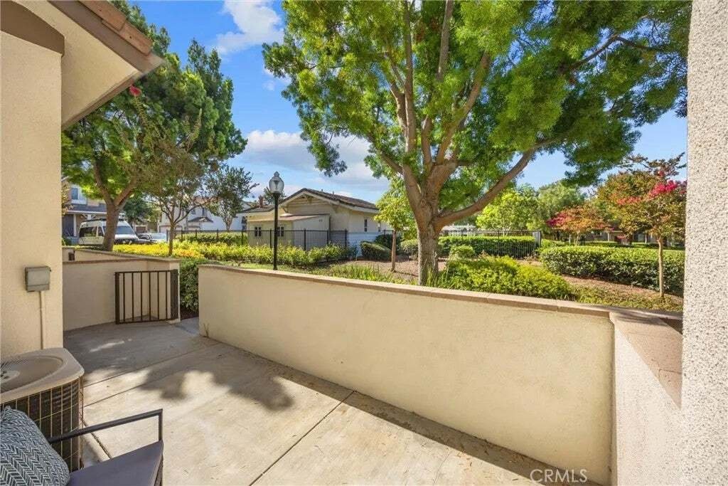 Townhouse in Fullerton, California, United States 5 - 18567343