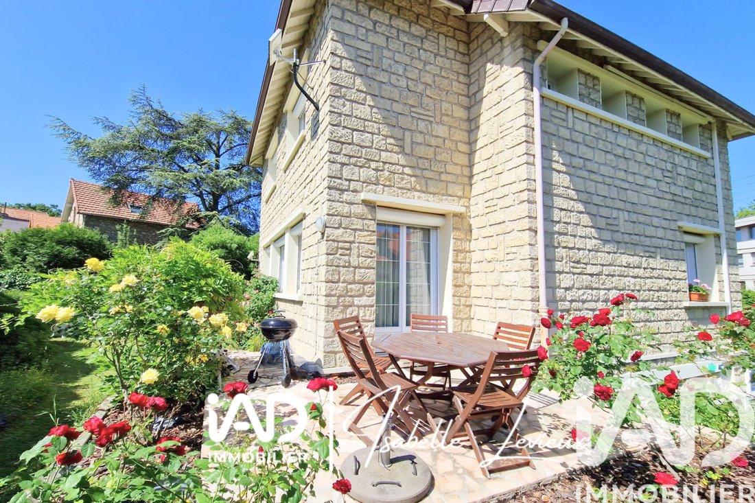 House in Gare, Saint-Gratien, France 1 - 18345296