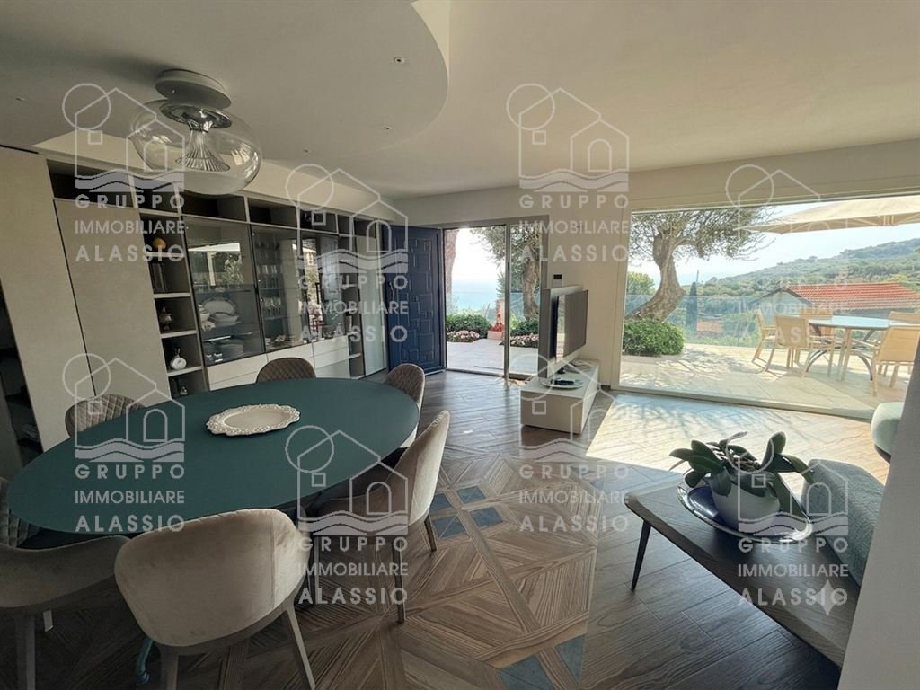 Villa in Diano Marina, Liguria, Italy 1 - 18048109