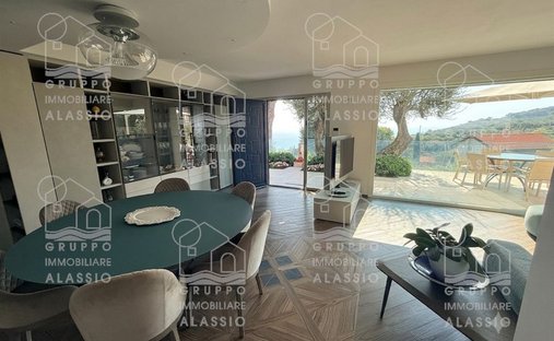 Villa in Diano Marina, Ligurien, Italien 1