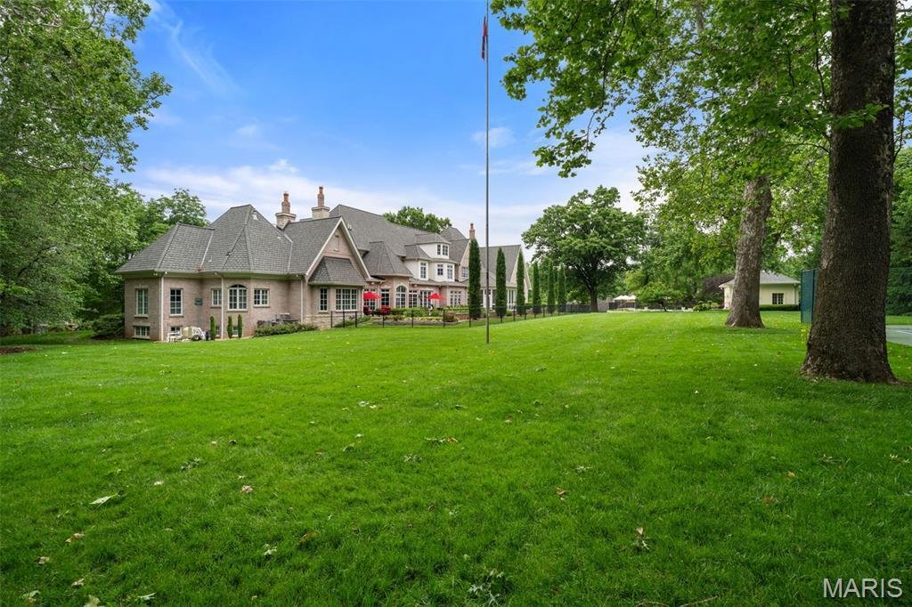 House in Ladue, Missouri, United States 5 - 18570135