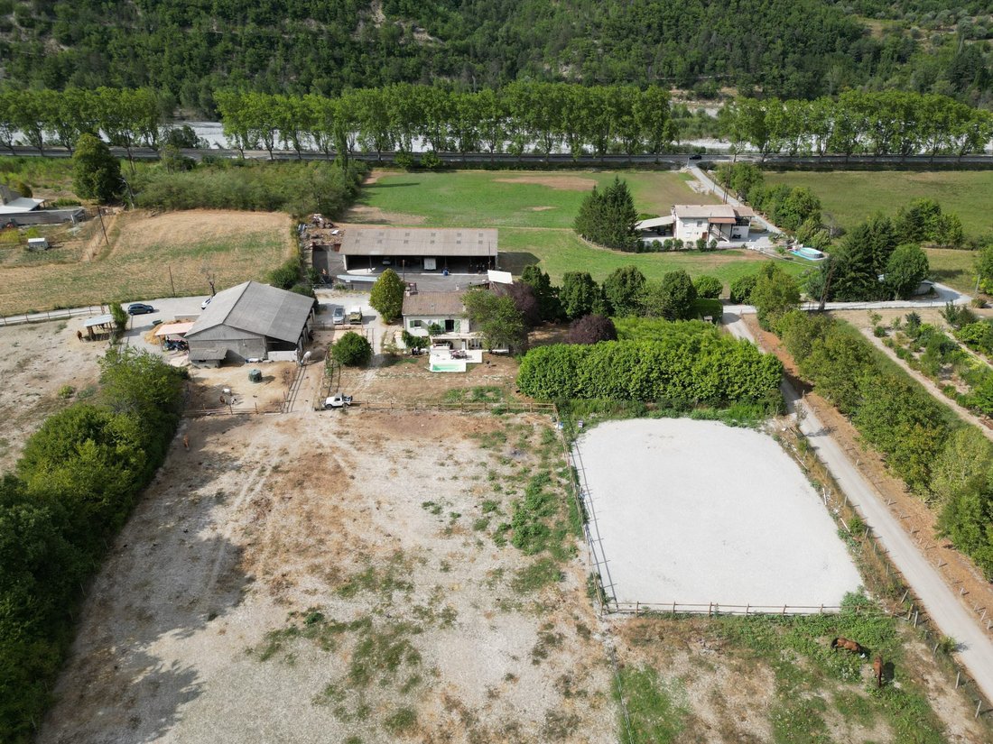 Villa in Entrevaux, Provence-Alpes-Côte d'Azur, France 1 - 16622218