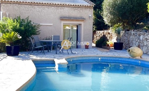 House in Nord Est, Ollioules, France 1