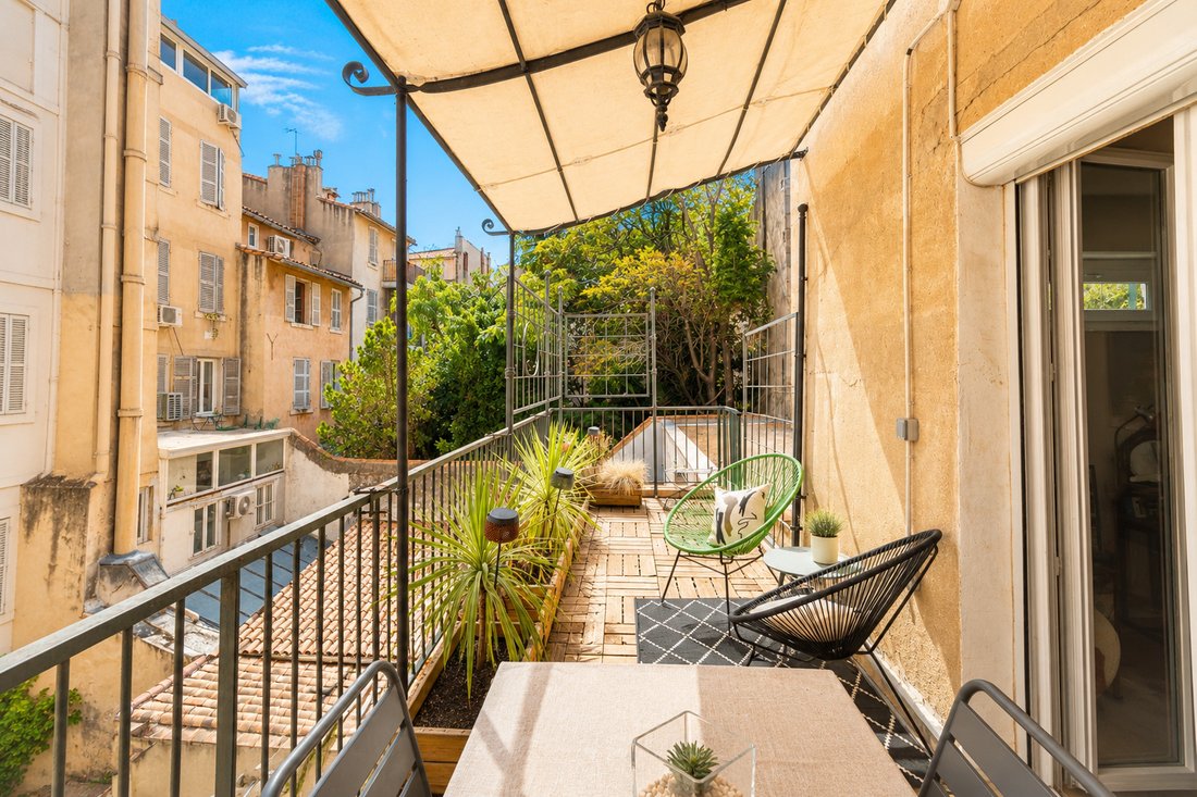 Apartment in Palais de Justice, 6e Arrondissement, Marseille 1 - 18570807