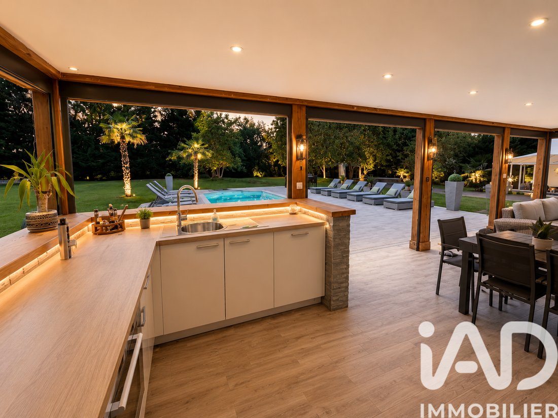 House in Bourg et Hameaux Rive Droite, Villeneuve-sur-Yonne, France 2 - 16037345