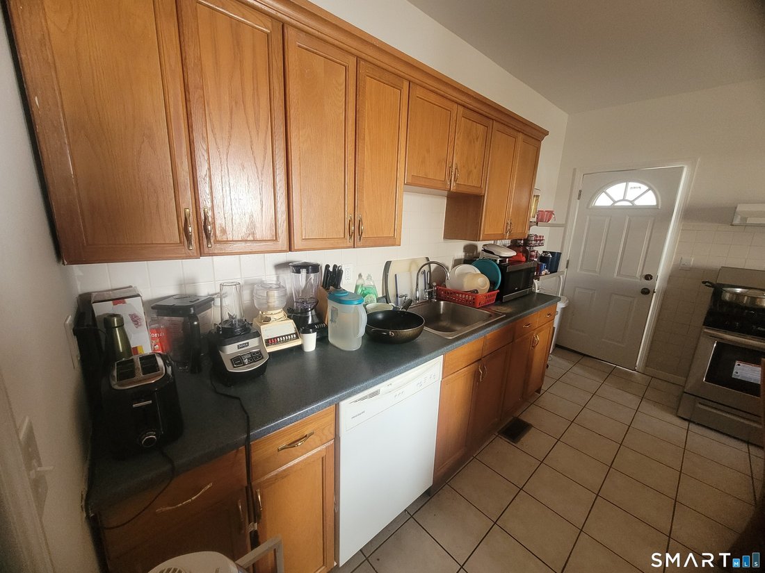 House in Stamford, Connecticut, United States 5 - 18570457