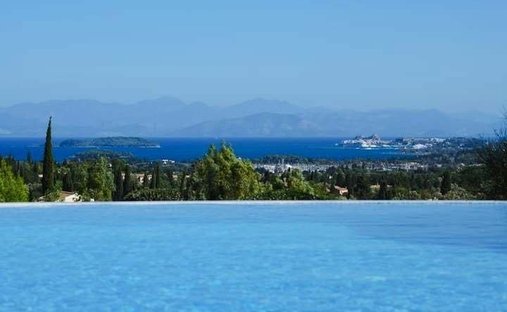 Villa in Corfù, Peloponnese, Western Greece and the Ionian, Grecia 1