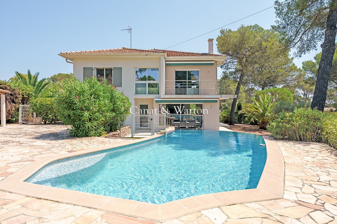 Villa in Boulouris, Saint-Raphaël, France 1 - 18567980