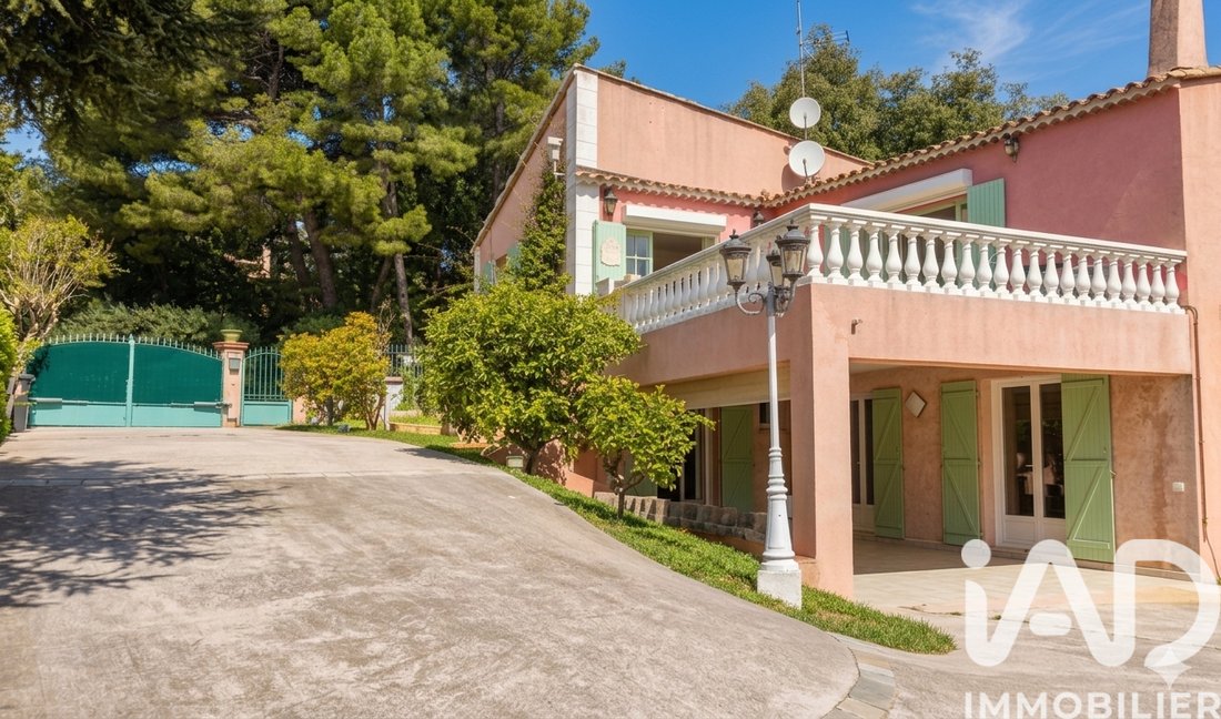 House in Hyeres, Provence-Alpes-Côte d'Azur, France 2 - 17382541