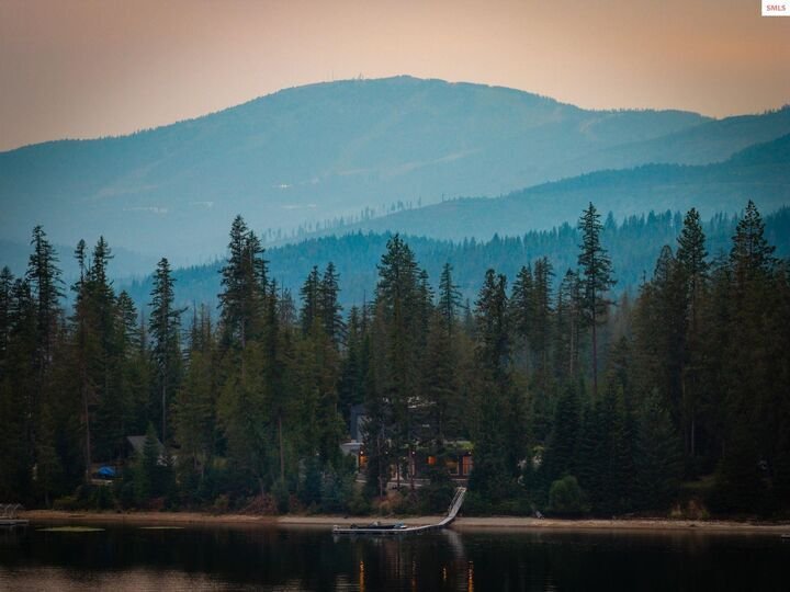 House in Spirit Lake, Idaho, United States 2 - 18570241