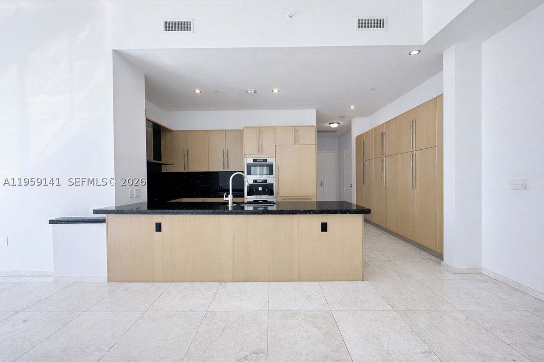 Condo in Miami, Florida, United States 3 - 17134964