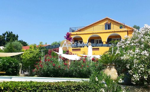 House in Bandol, Provence-Alpes-Côte d'Azur, France 1