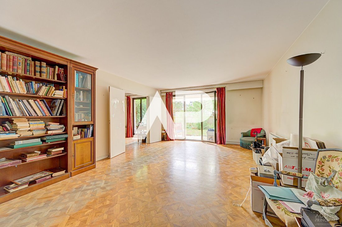 Apartment in Centre Ville, Rueil-Malmaison, France 1 - 18570876