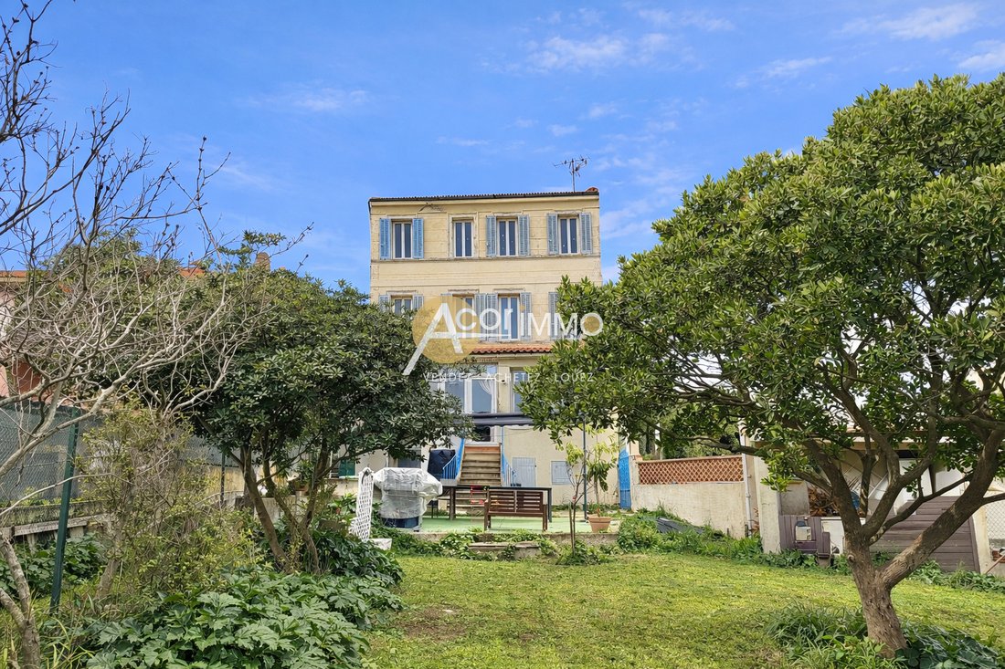 House in Coste Chaude-Mauveou, La Seyne-sur-Mer, France 2 - 17336962