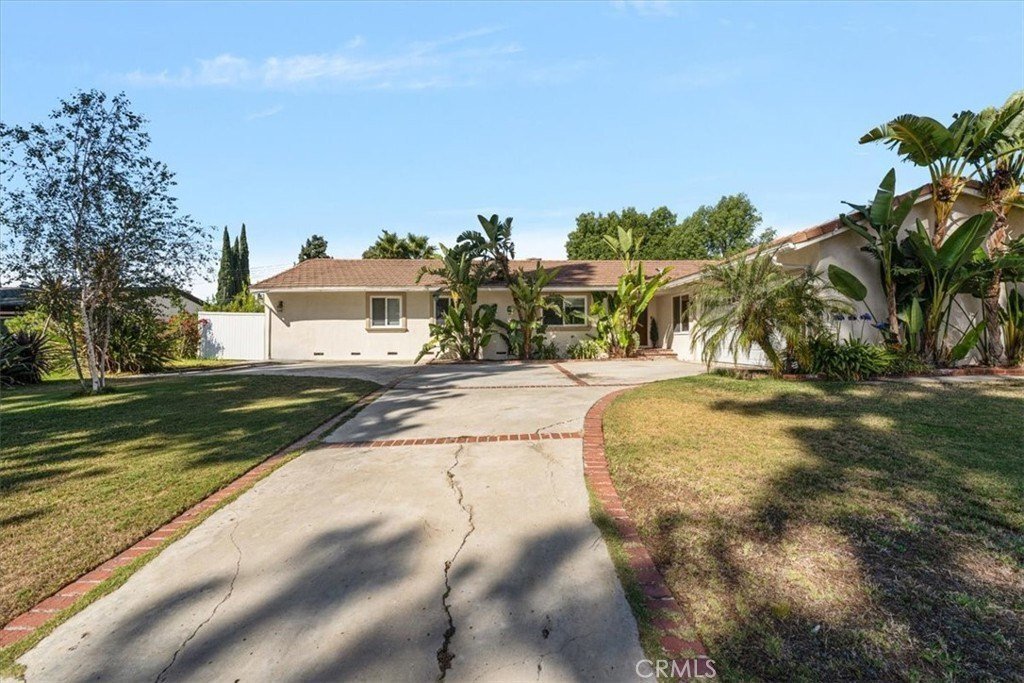 House in Los Angeles, California, United States 3 - 18570222