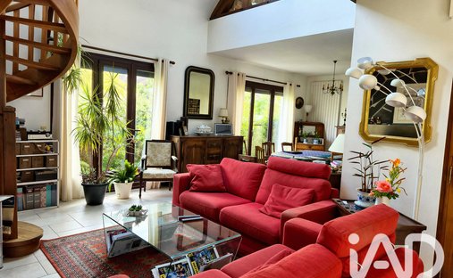 Casa en Hacquinière-Paris-Chevreuse, Bures-sur-Yvette, Francia 1
