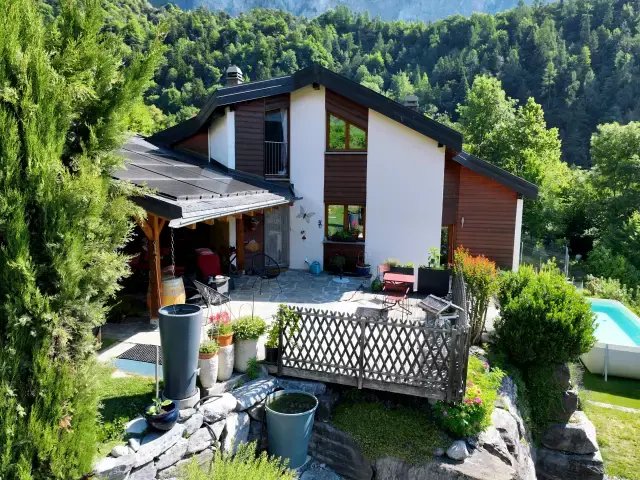 House in Chamoson, Valais, Switzerland 2 - 18539513