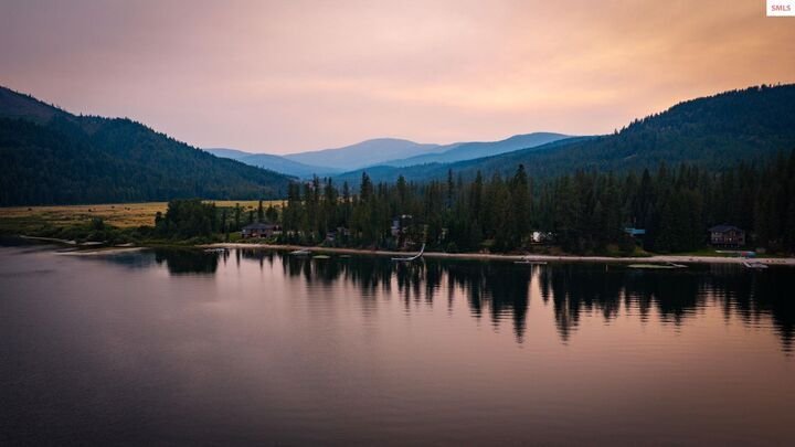 House in Spirit Lake, Idaho, United States 1 - 18570241
