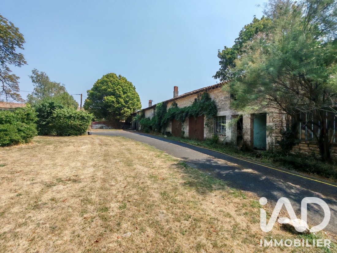 House in Chef-Boutonne, Nouvelle-Aquitaine, France 5 - 18560003
