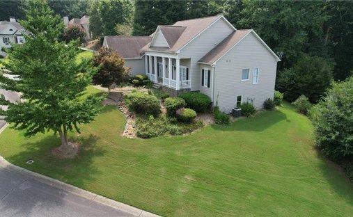 House in Ball Ground, Georgia, United States 1