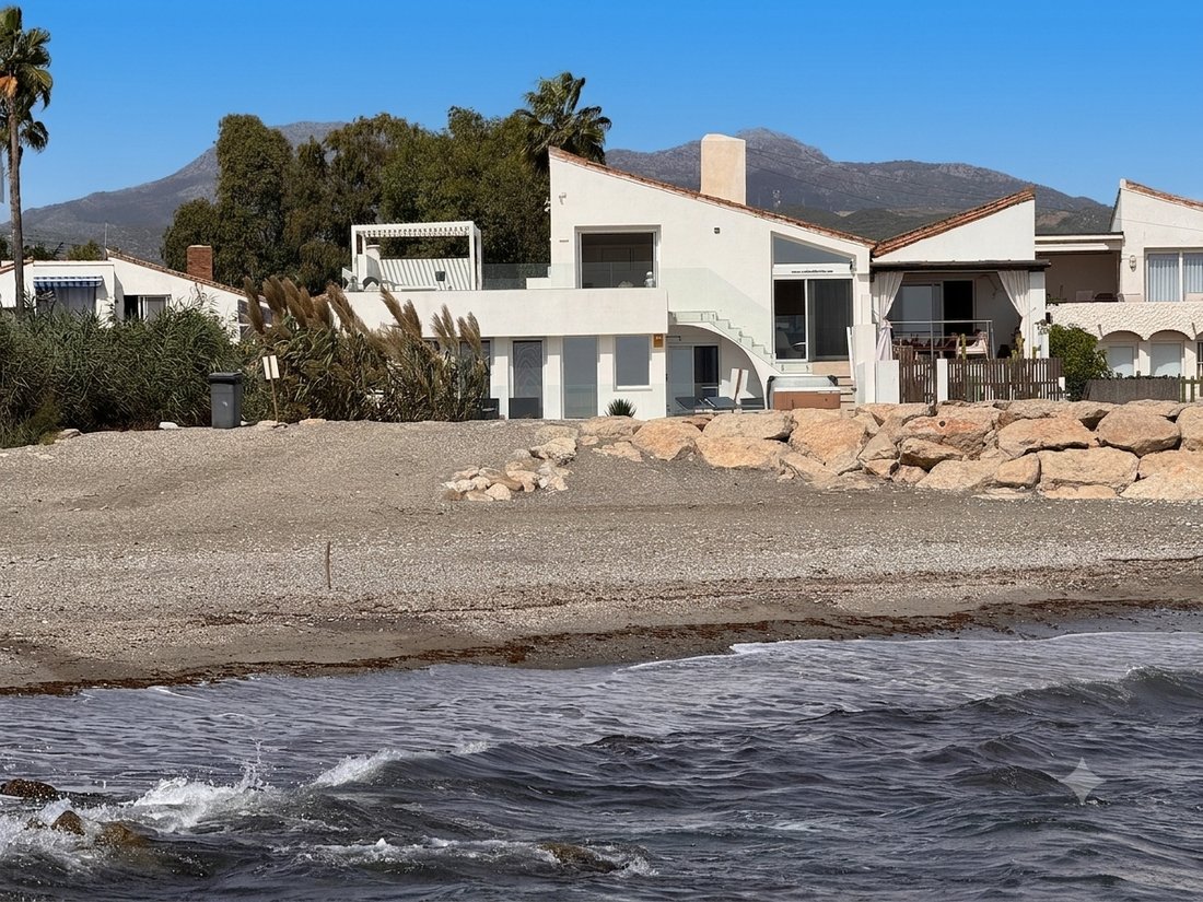 Villa in Estepona, Andalusia, Spain 2 - 18566933