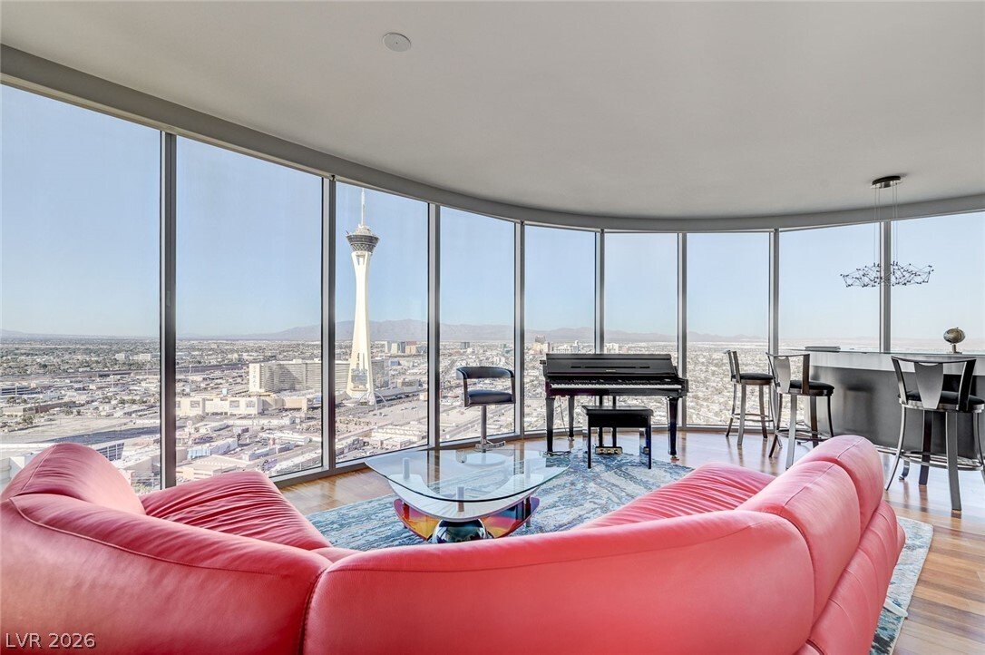 Condo in Las Vegas, Nevada, United States 3 - 18572234