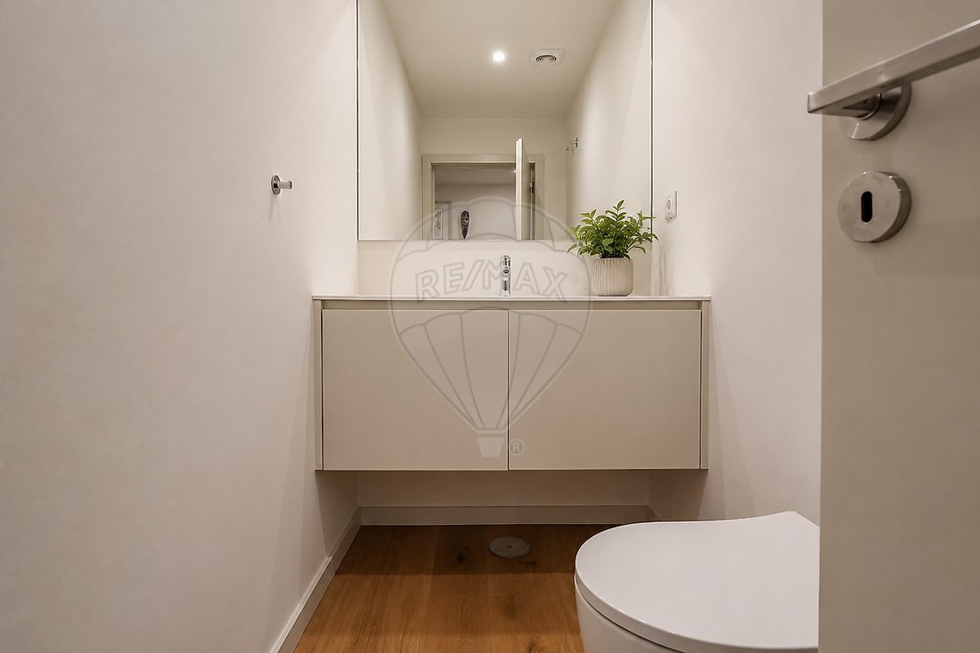 Apartment in Vilar de Andorinho, Porto District, Portugal 4 - 18567307