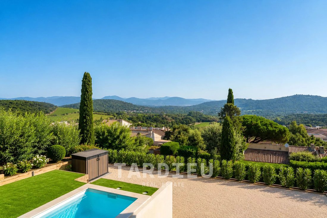 Villa in La Croix-Valmer, Provence-Alpes-Côte d'Azur, France 4 - 18573391