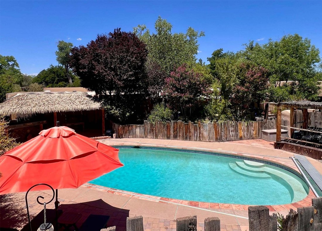 House in Los Ranchos de Albuquerque, New Mexico, United States 3 - 18568706