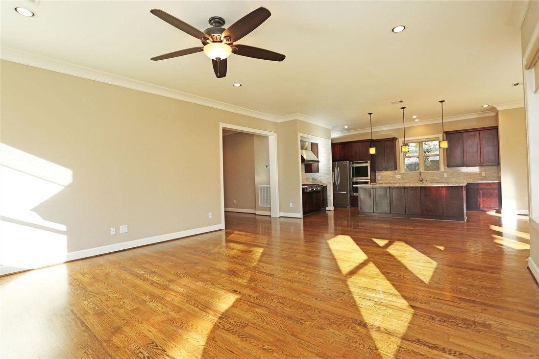 House in Houston, Texas, United States 5 - 18569188
