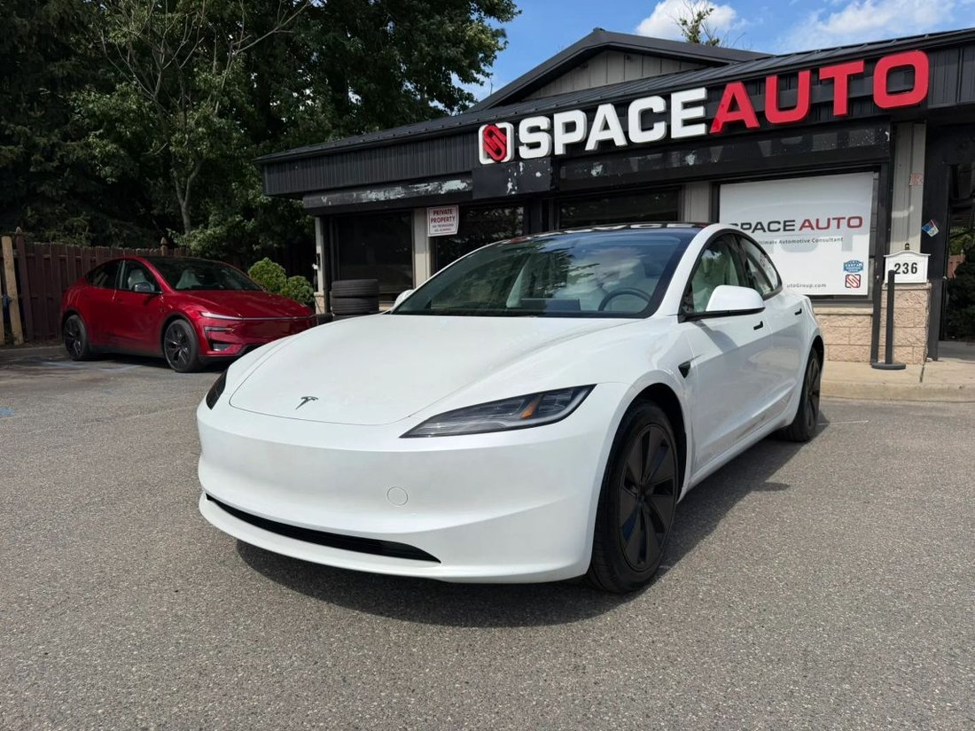 Sedan in East Brunswick, NJ, United States 2 - 18571165
