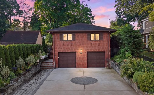 House in New York, New York, United States 1
