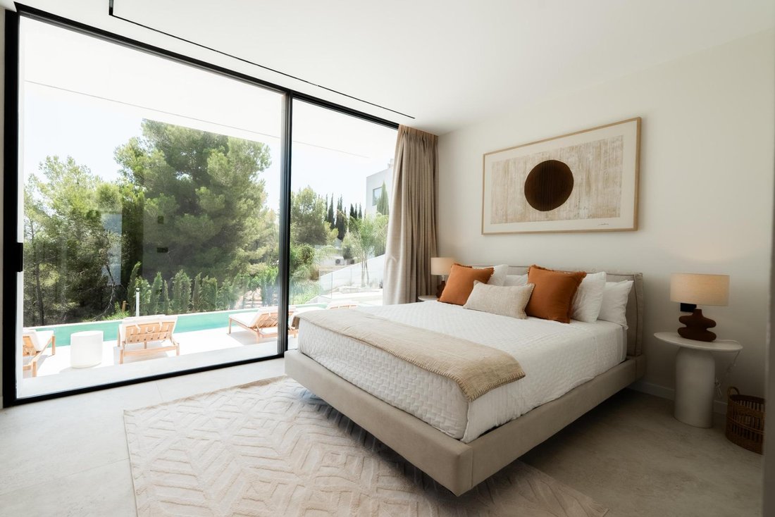 Villa in Roca Llisa, Santa Eularia des Riu, Balearic Islands 4 - 18572116