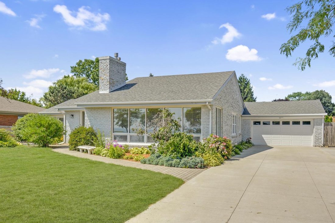 House in Kenosha, Wisconsin, United States 1 - 18567086