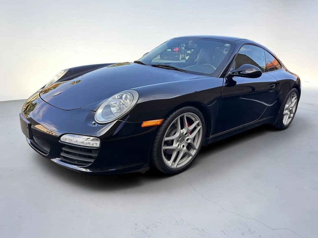 Coupe in Lomita, CA, United States 1 - 18571876