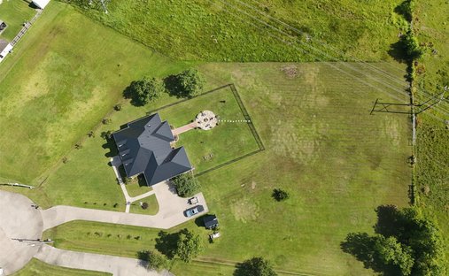 House in Dickinson, Texas, United States 1