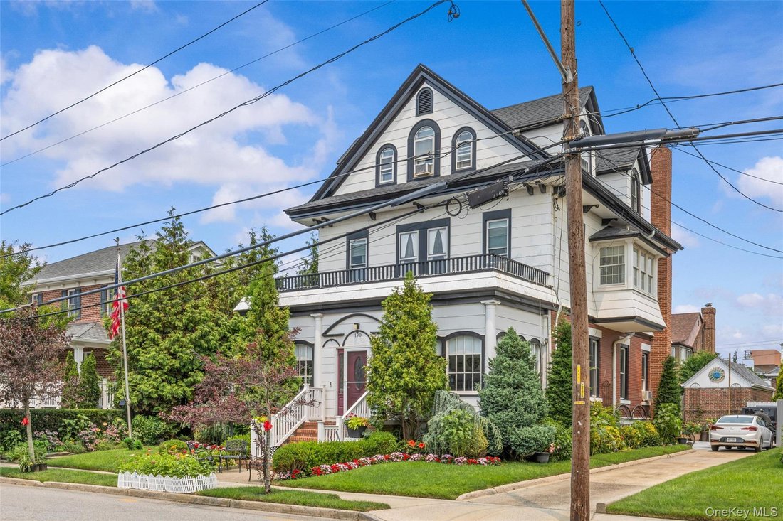 House in New York, New York, United States 1 - 18566991