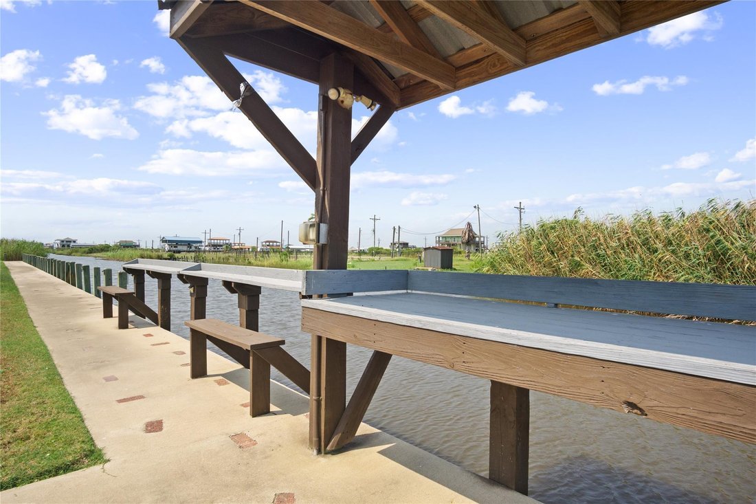 House in Bolivar Peninsula, Texas, United States 1 - 17208347