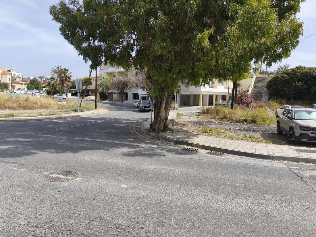 Land in Agios Athanasios, Limassol, Cyprus 1 - 18123935