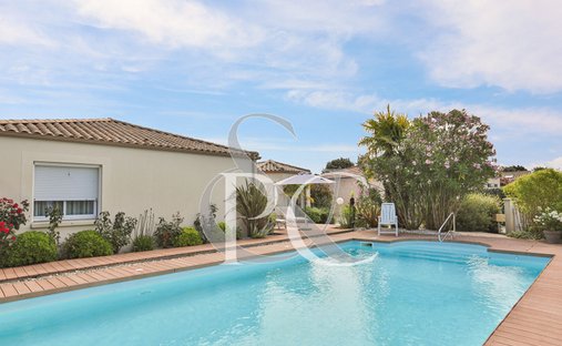 House in Gare-Saint Michel, Les Sables-d'Olonne, France 1