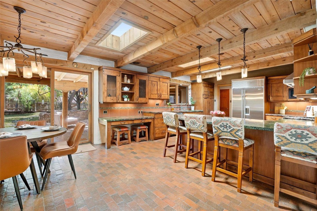 House in Los Ranchos de Albuquerque, New Mexico, United States 5 - 18568706