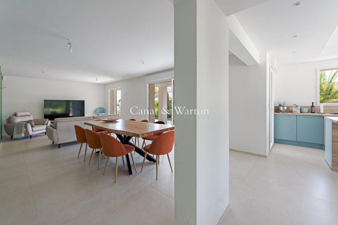 Villa in Boulouris, Saint-Raphaël, France 4 - 18567980