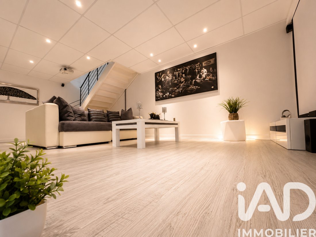 House in Bourg et Hameaux Rive Droite, Villeneuve-sur-Yonne, France 4 - 16037345
