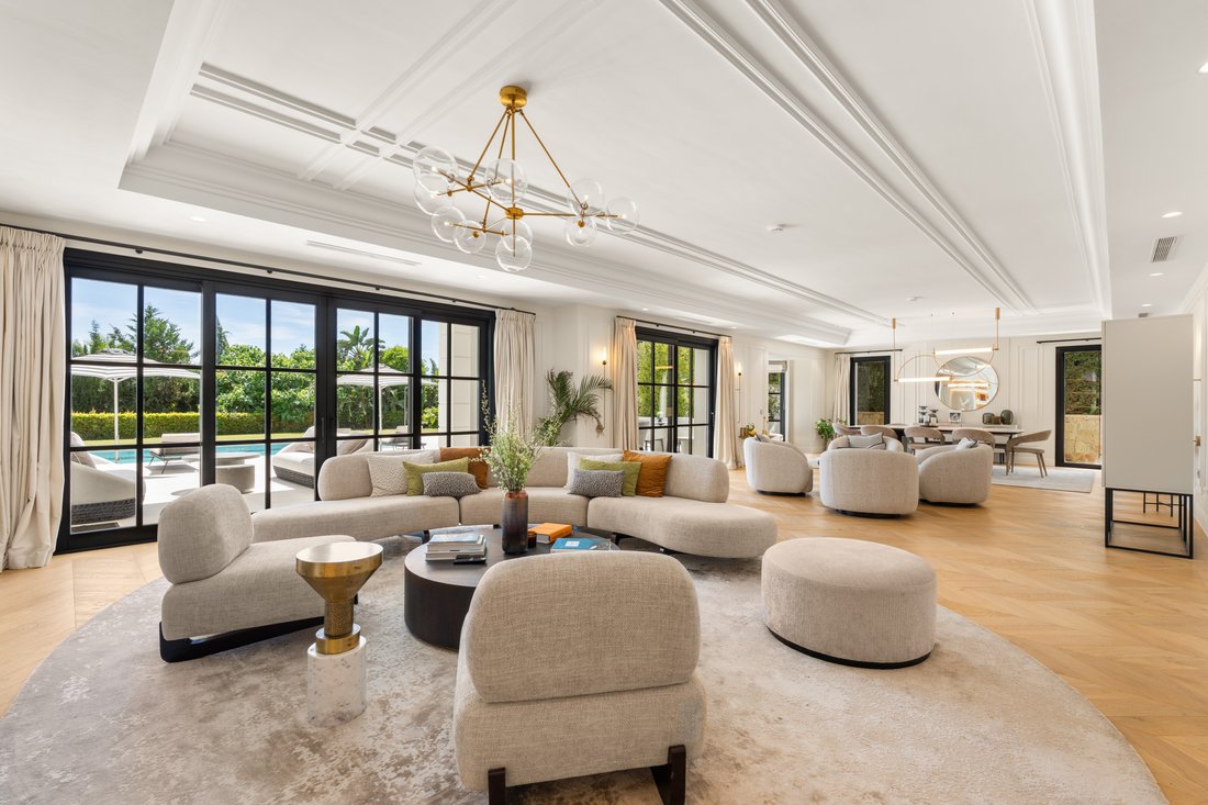 Villa in Sierra Blanca, Marbella, Spain 2 - 18571070