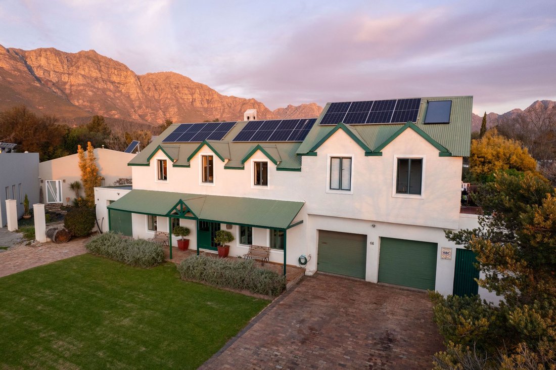 Maison à Paradyskloof, Cap occidental, Afrique du Sud 1 - 16172263